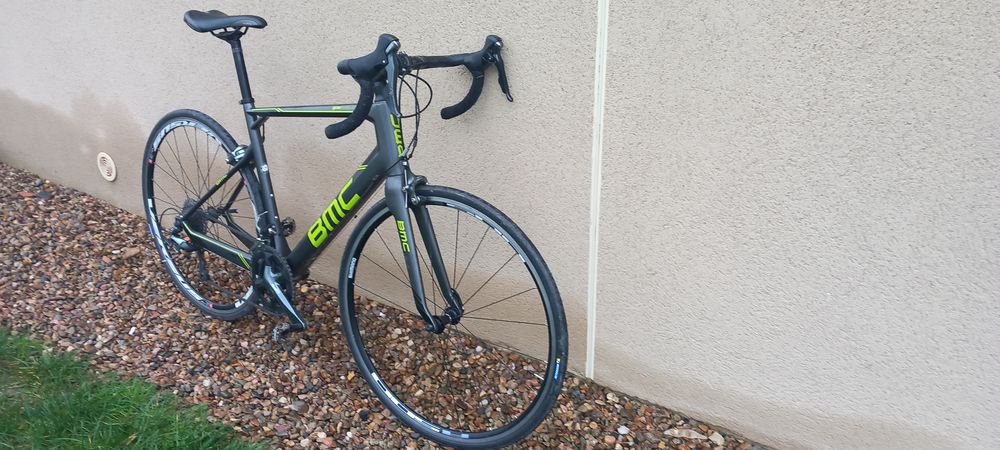 v&eacute;lo de route V�los