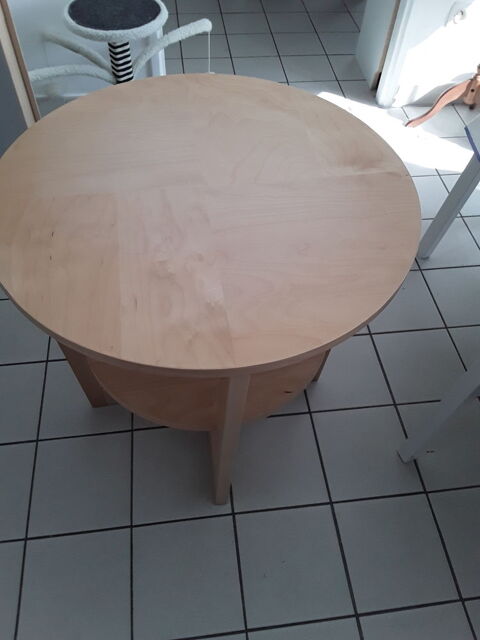 Table ronde IKEA  en bois clair 10 Dourges (62)