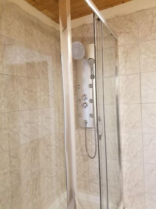  Appartement à louer 3 pièces 93 m²