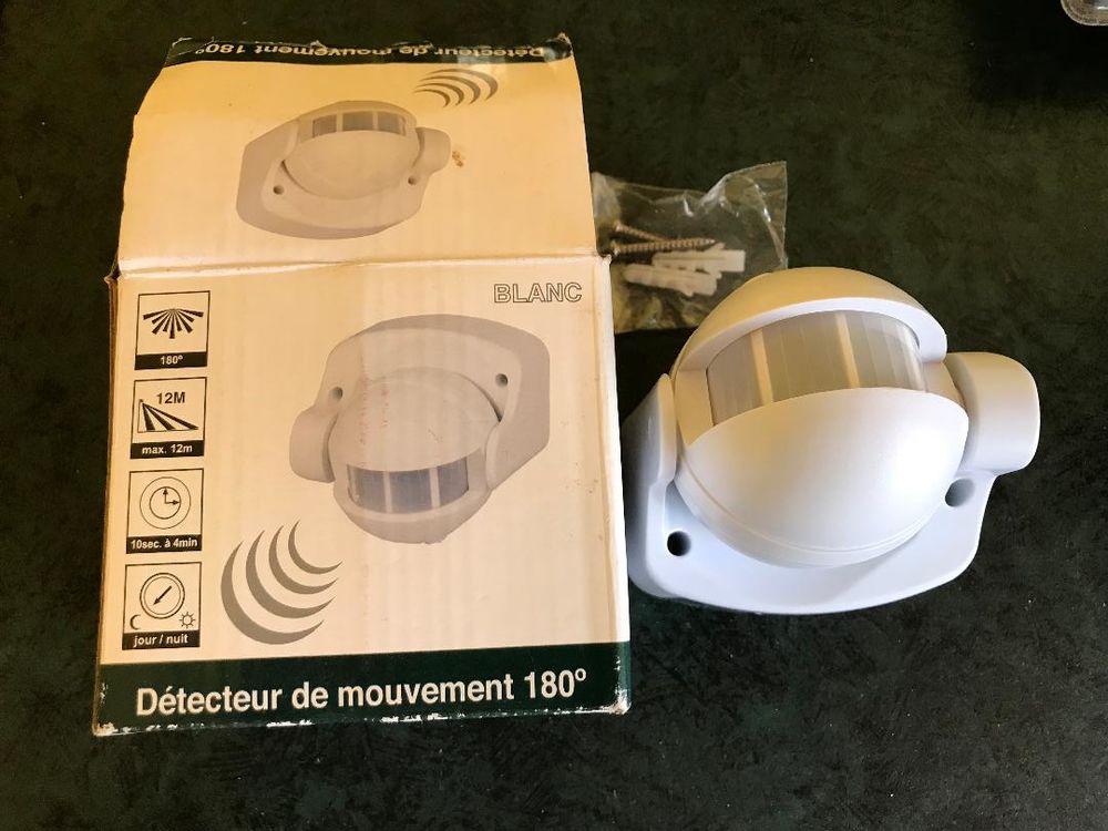 D&eacute;tecteur de mouvement 180&deg; blanc Bricolage