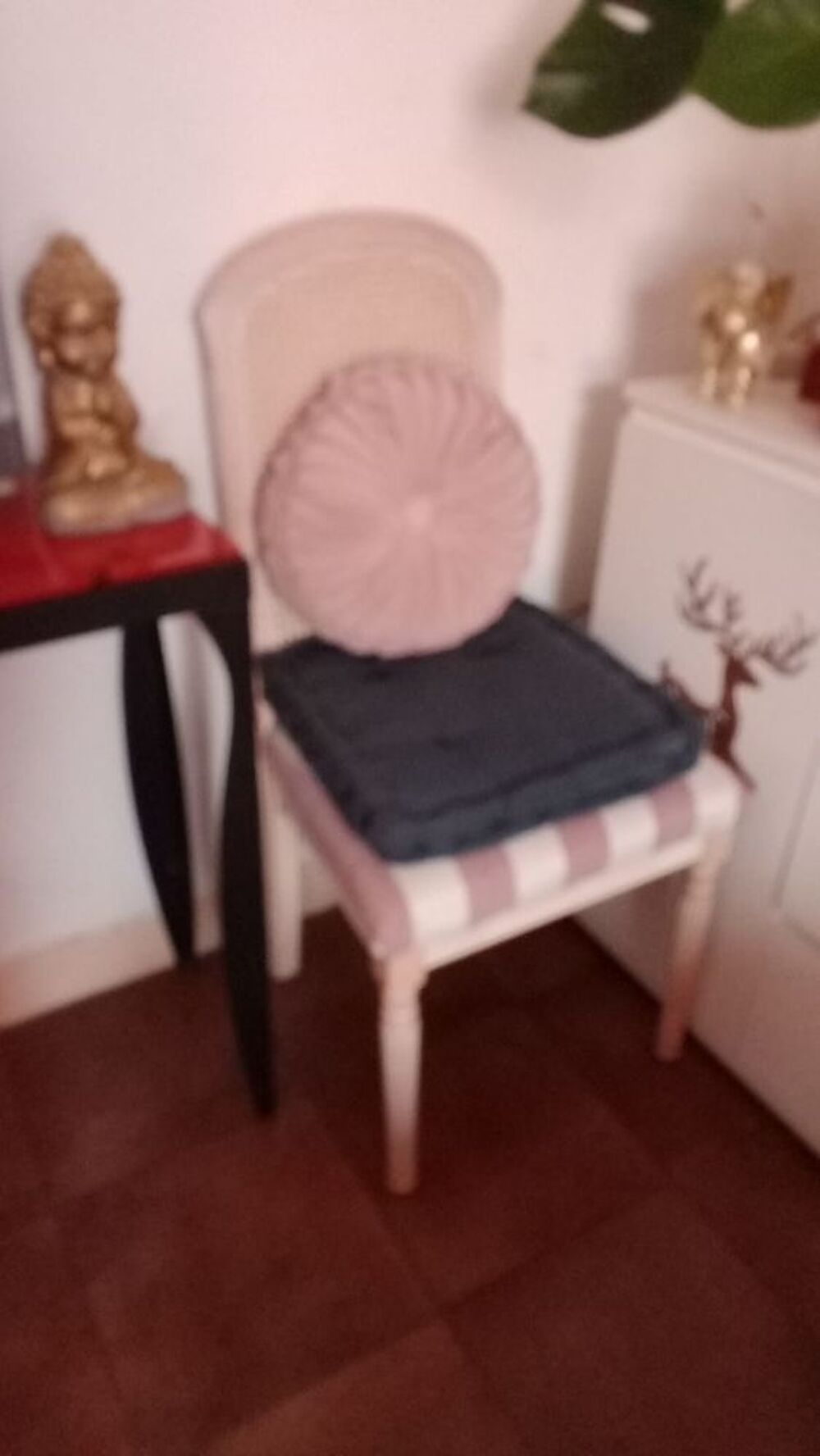 Jolie table Meubles