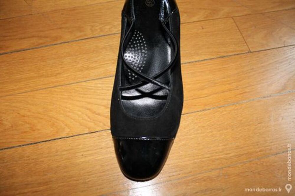 CHAUSSURES Chaussures