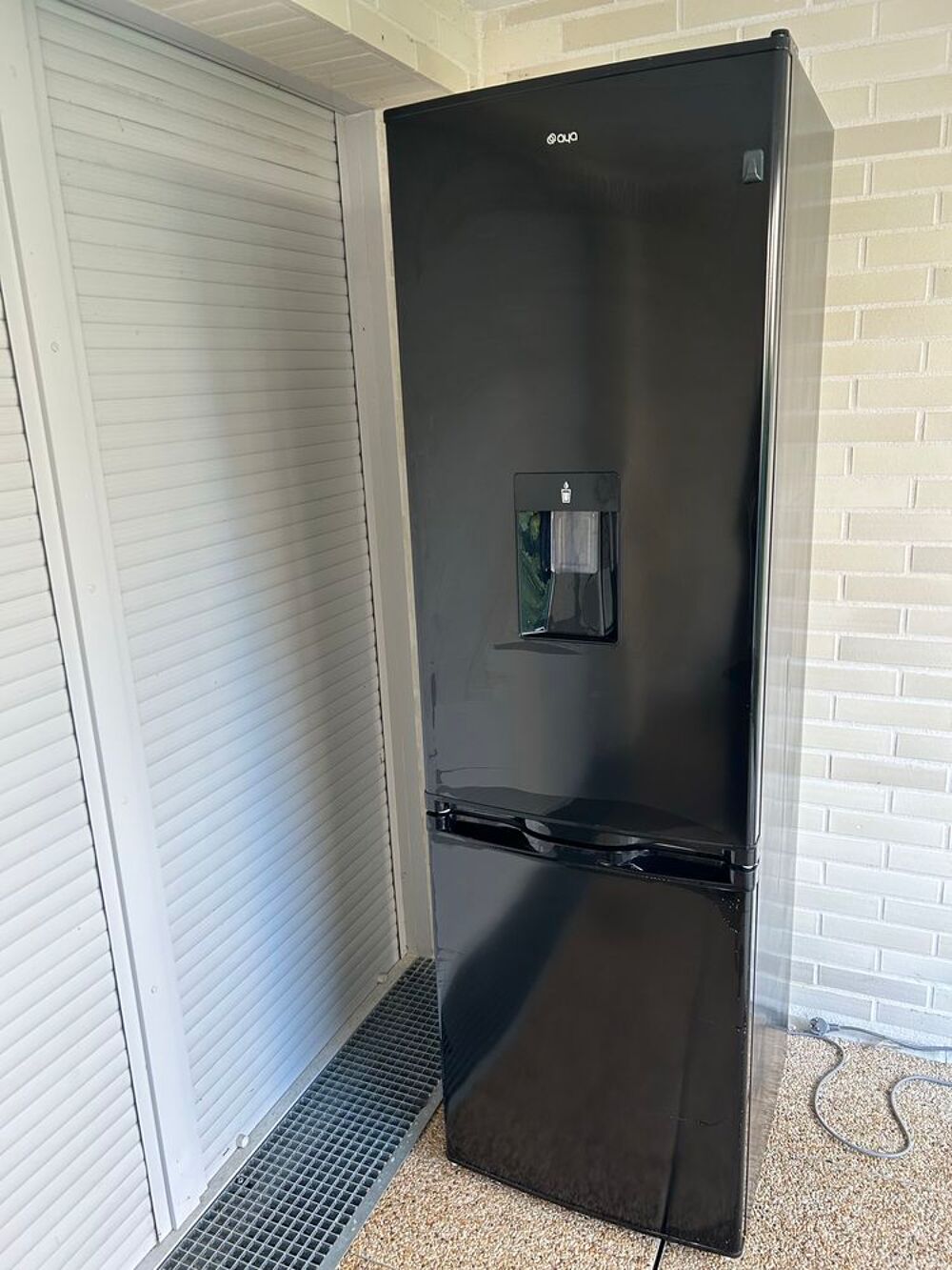 R&eacute;frig&eacute;rateur Aya combin&eacute; 261L Electroménager