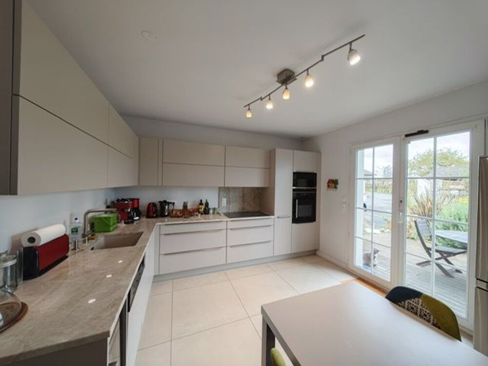 Vente Maison MAISON A VENDRE 4 CHAMBRES - CESSY Cessy