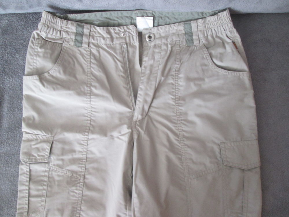 Bermuda gris/beige multipoches homme taille 38/40 Vêtements