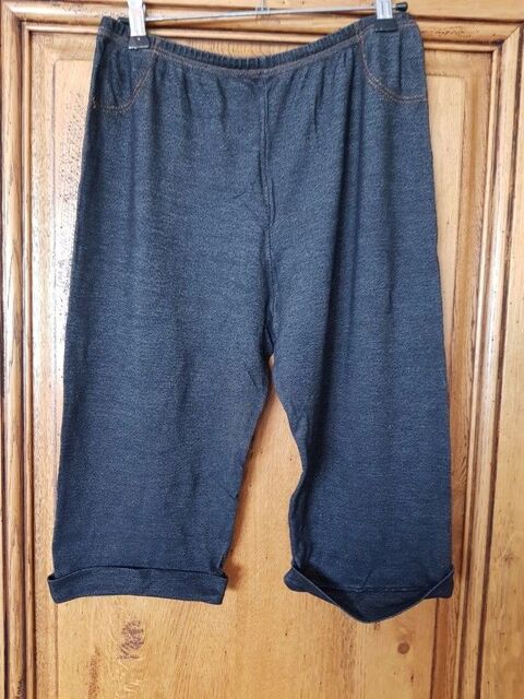 Short leggings noir impression jean tres bon etat une marque 5 Viriat (01)