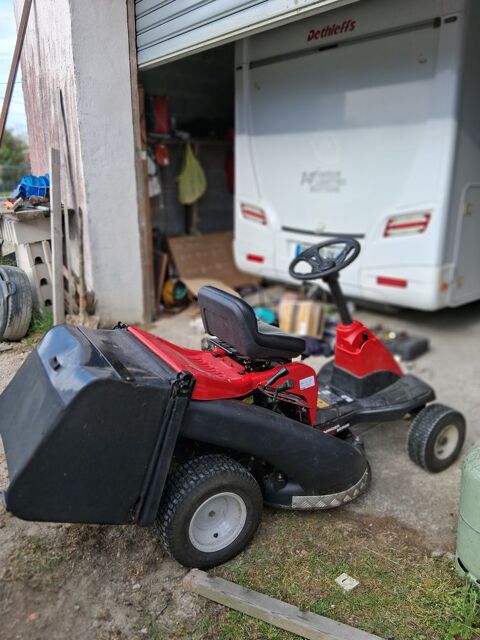Pour raison. De sant� je me s�pare de a tondeuse 600 Lherm (31)
