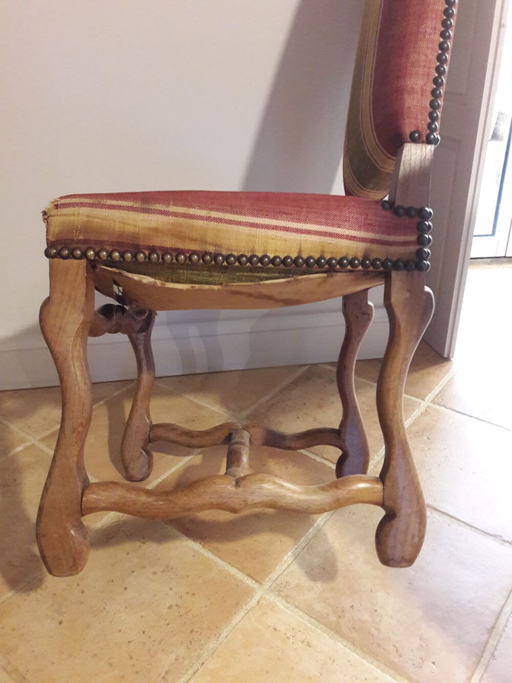 4 CHAISES et 2 FAUTEUILS "OS DE MOUTON" Meubles