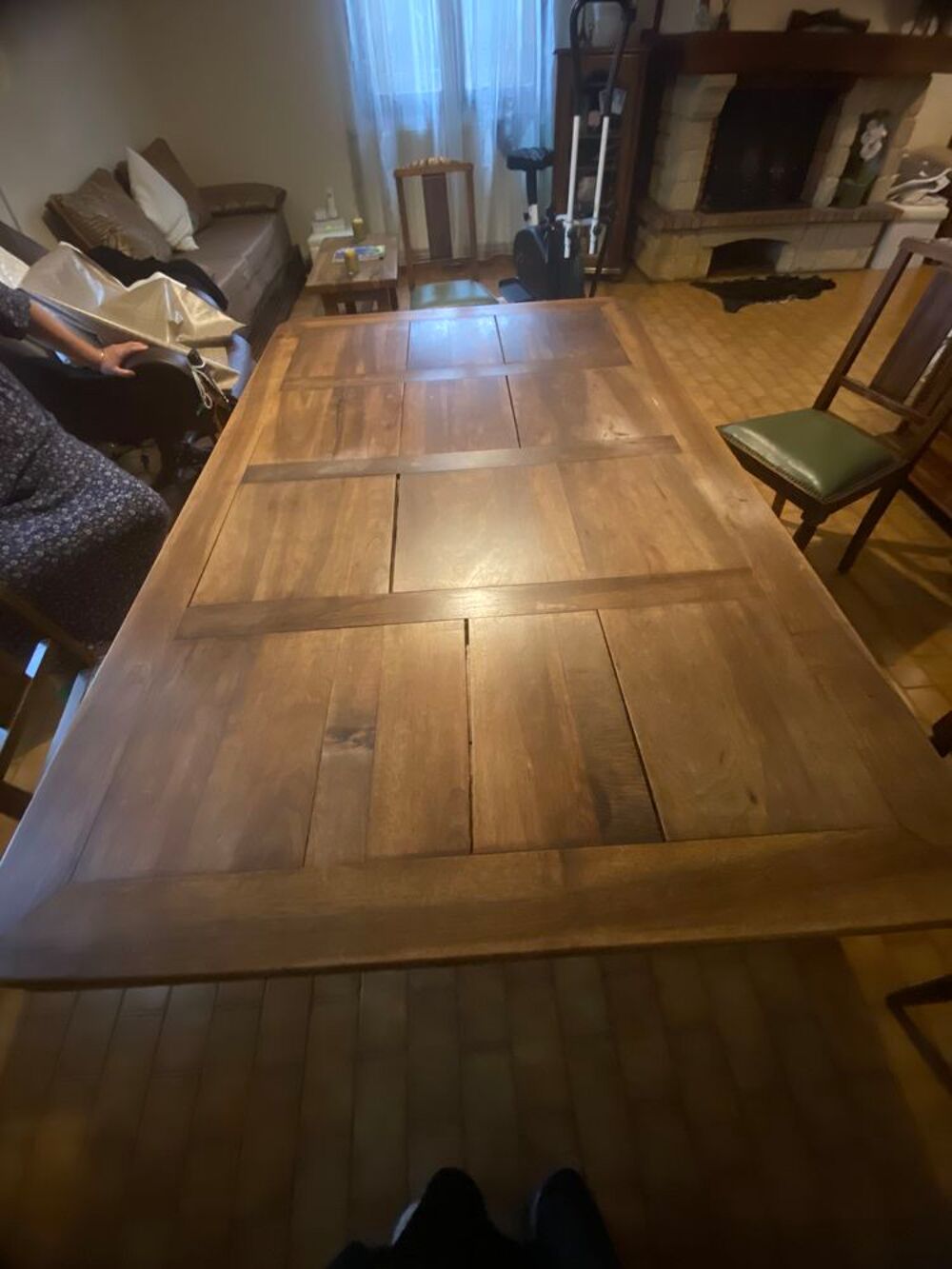 Table en bois de noyer Meubles