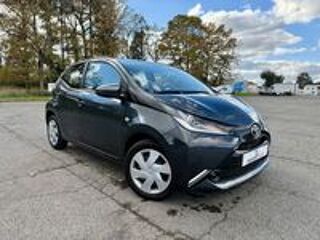 Aygo 1.0 VVT-i x-shift x-play 2016 occasion 65800 Aureilhan