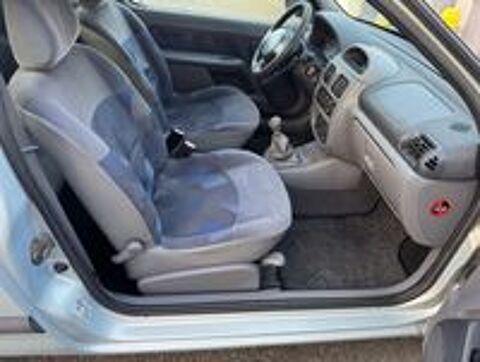Clio II Clio 1.2i RXE 2000 occasion 78300 Poissy
