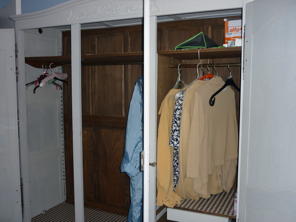 armoire ch&ecirc;ne s&eacute;rus&eacute;e Meubles