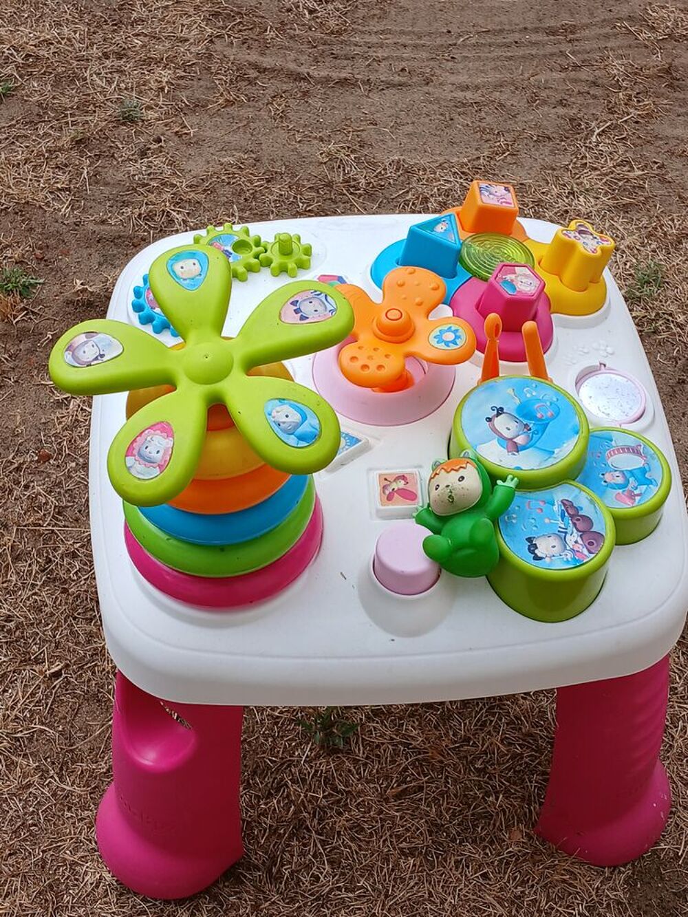 table d'activit&eacute; Jeux / jouets