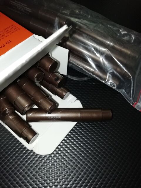 VAPO1,2 ml Serge Lutens neuf
5 Mulhouse (68)