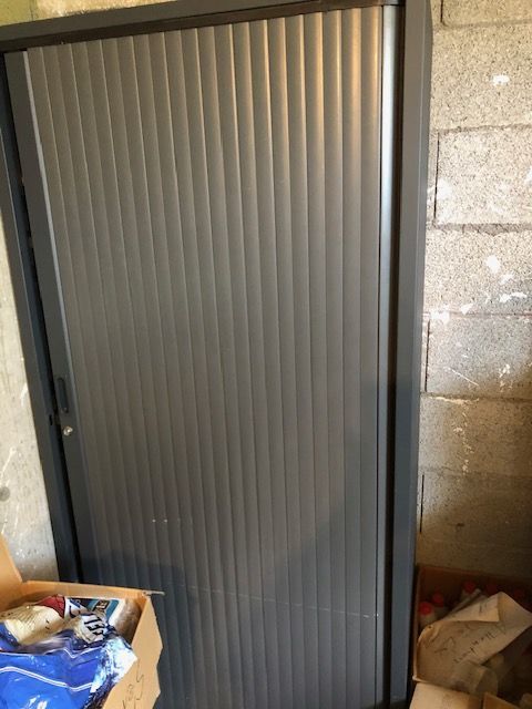 ARMOIRE pro 185 Cranves-Sales (74)