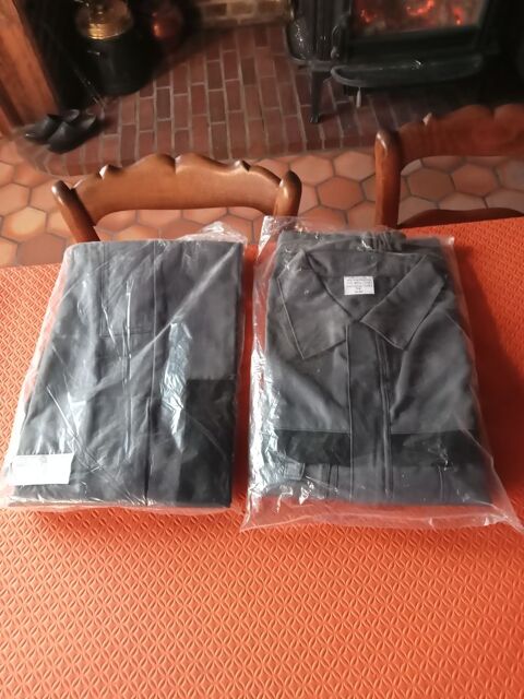 Ensemble veste et pantalon de travail neuf 35 Millencourt-en-Ponthieu (80)