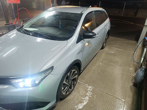 Toyota auris Touring Sports Hybride 136h Collection