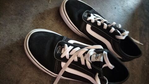Basket cuir Vans off the wall pointure 40 tr�s bon �tat 27 Cachan (94)