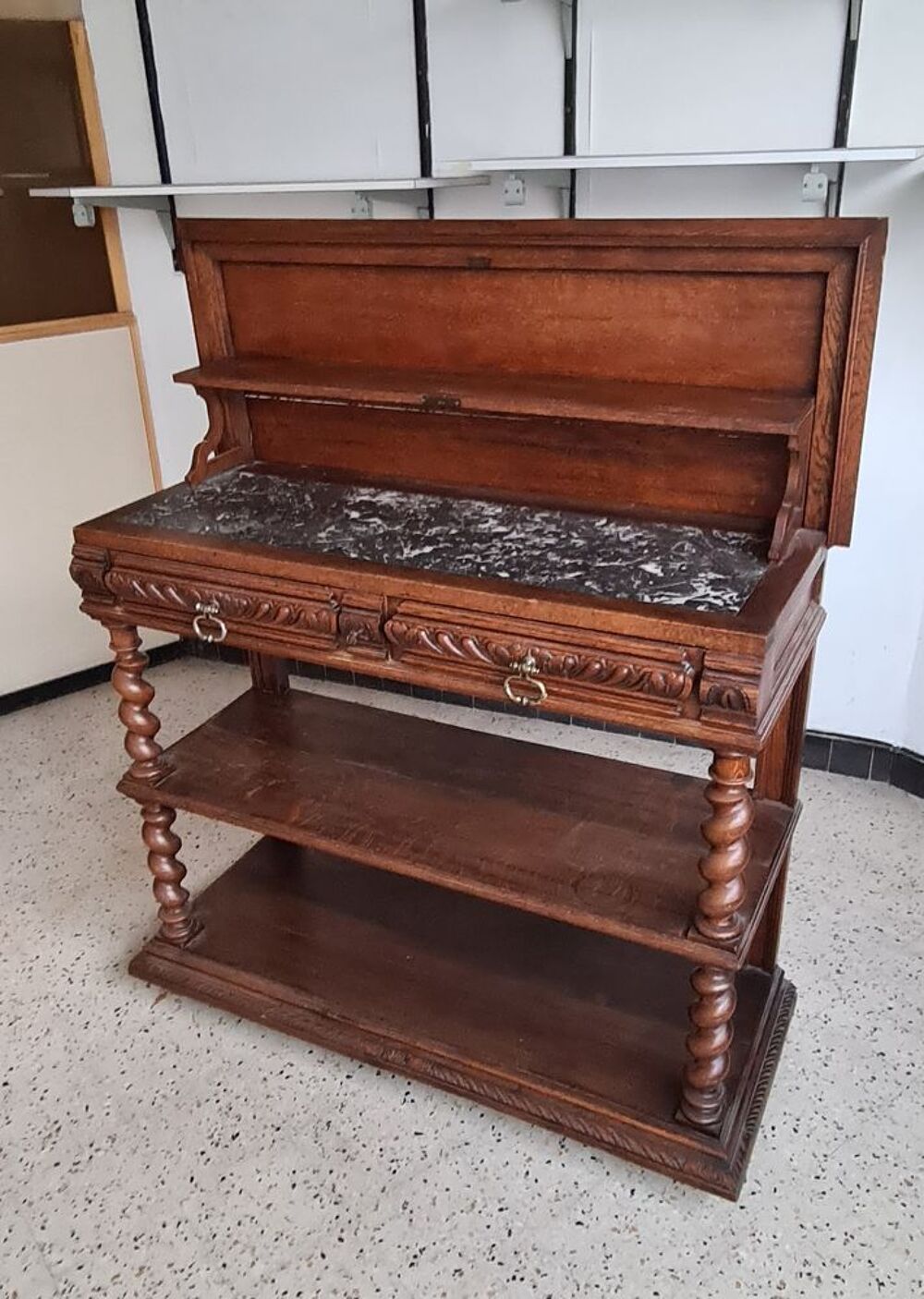 Desserte style Henry II Meubles