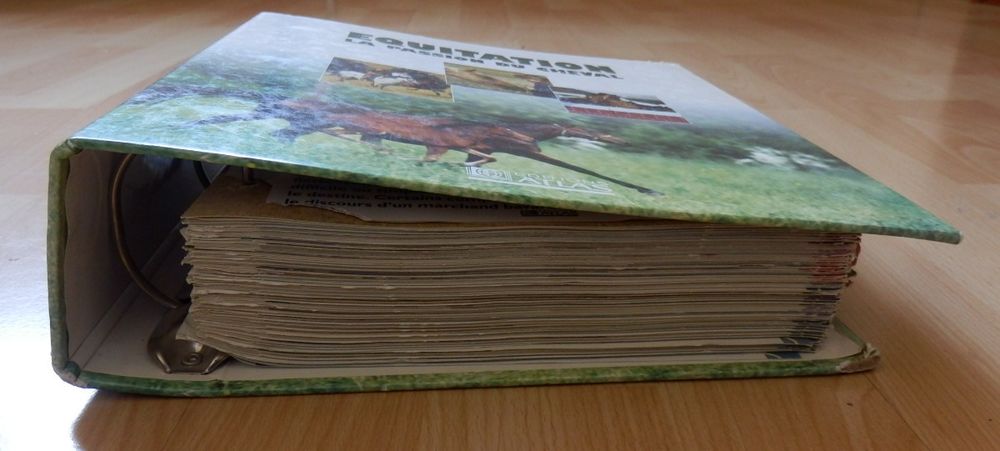 Classeur Fiches - &Eacute;quitation La Passion Du Cheval - Classeur Livres et BD