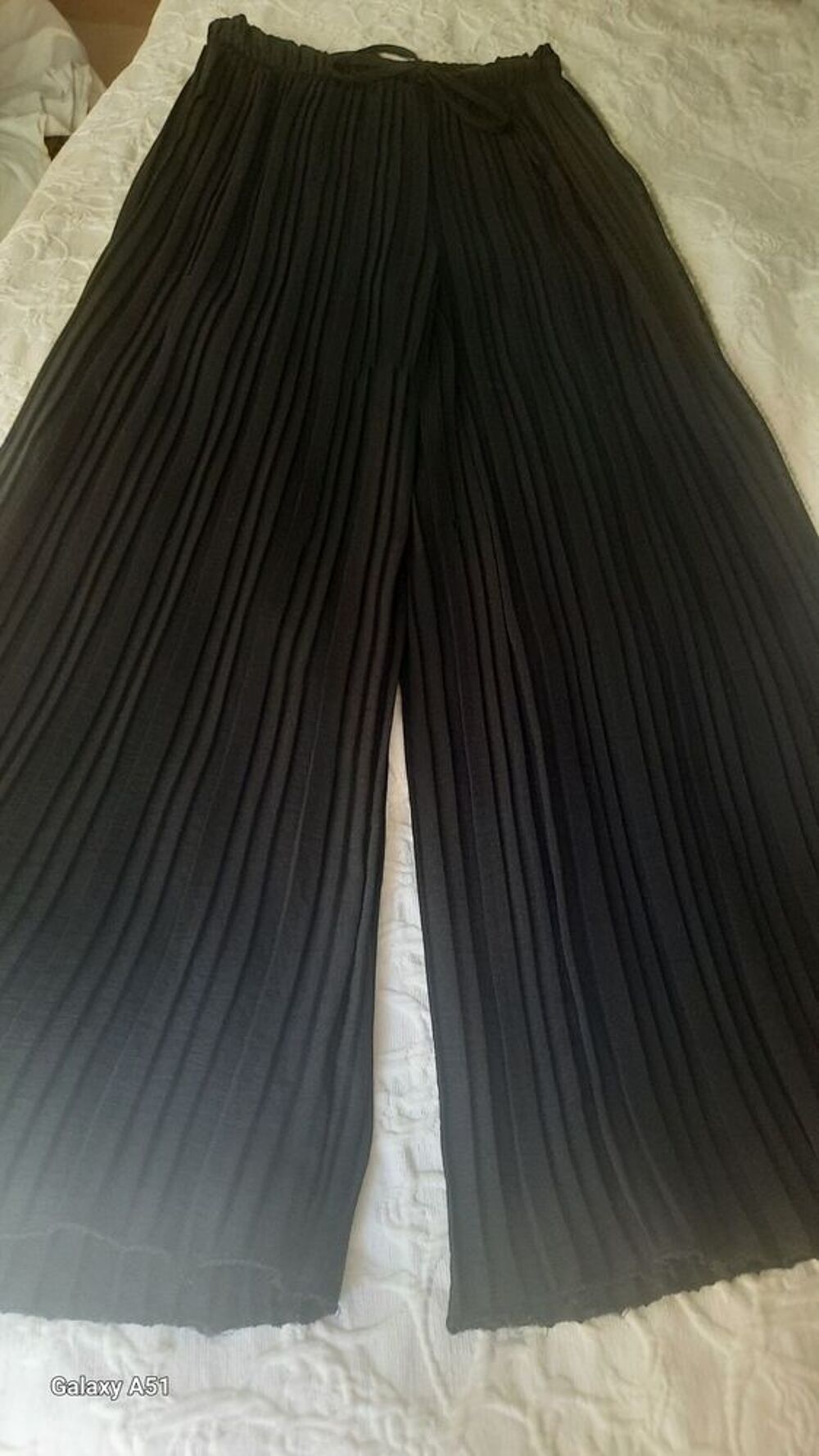 JUPE-CULOTTE PLISSEE NOIRE EXTENSIBLE V�tements