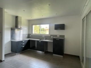  Villa à louer 3 pièces 72 m² Querciolo