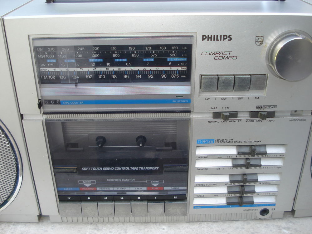 Poste Radio cassette GhettoBlaster PHILIPS D8438 Audio et hifi