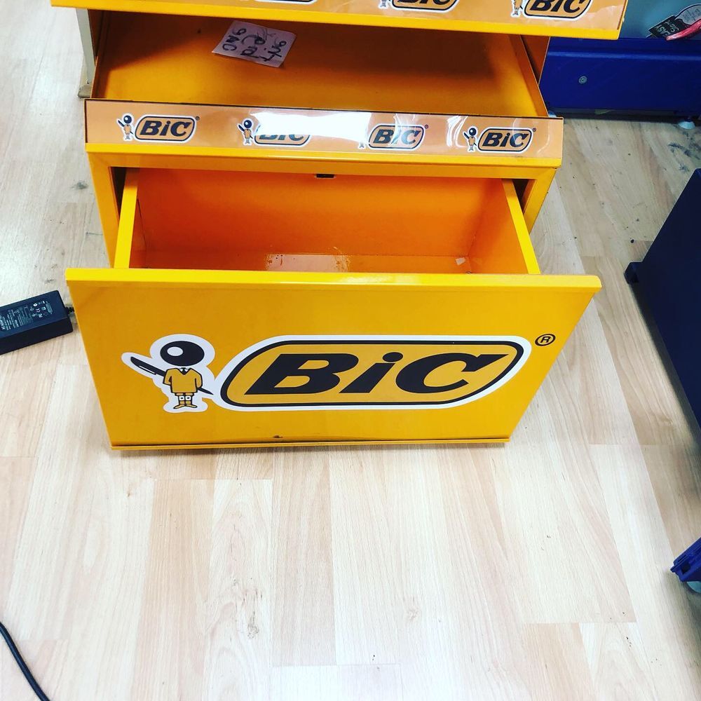 Pr&eacute;sentoir Bic Meubles