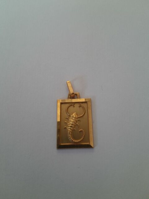 Médaille du zodiaque Scorpion Ingré (45)