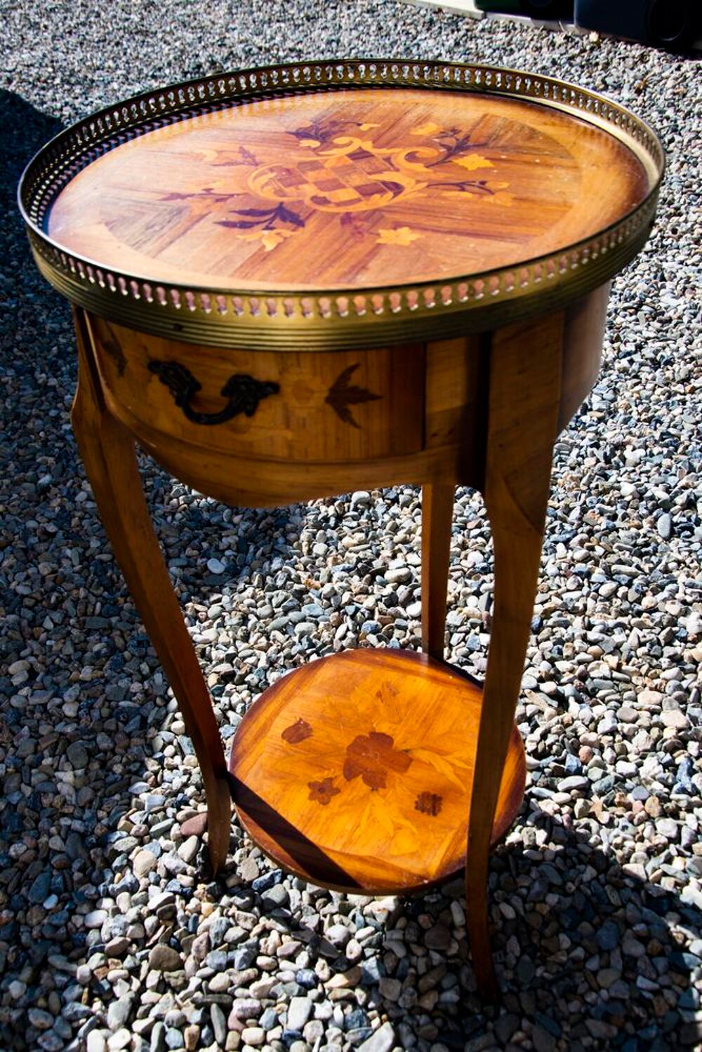Gu&eacute;ridon Louis XV Meubles