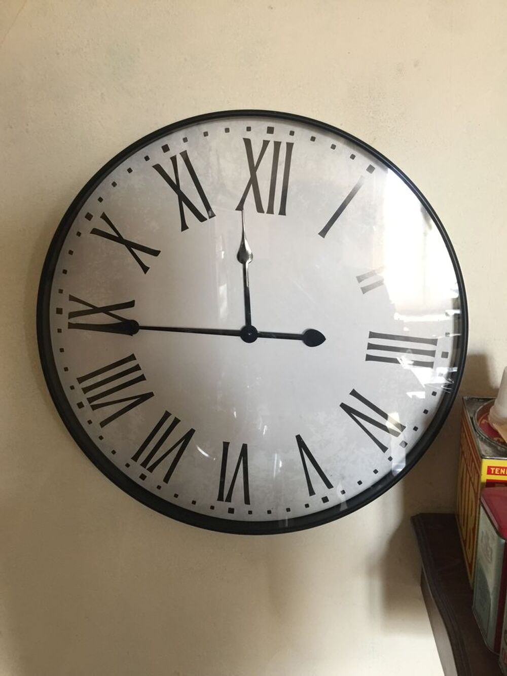 UNE HORLOGE RONDE MURAL MODERNE DIAMETRE DE 50 CM NOIR Dcoration