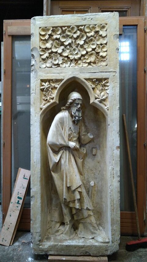 Moulage de fa�ade de Cath�drale - Homme 2500 Maisons-Alfort (94)