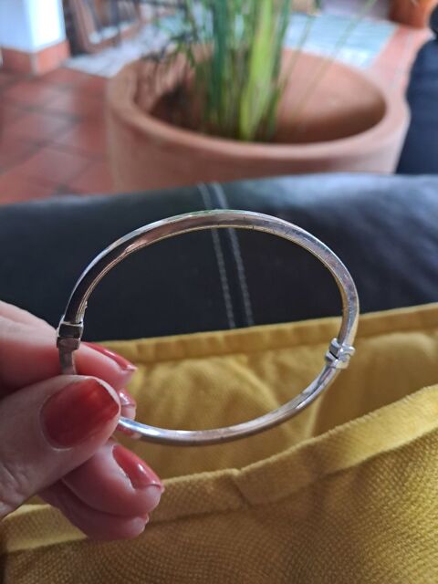 Bracelet ovale en argent 12 Les Couets (44)