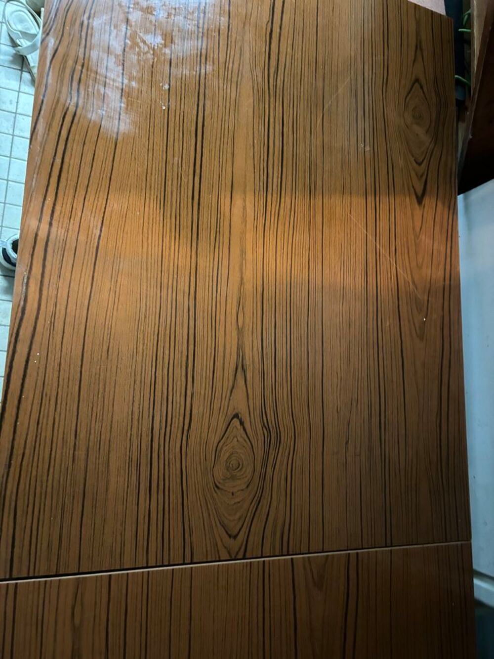 TABLE DE CUISINE FORMICA et chaises Meubles