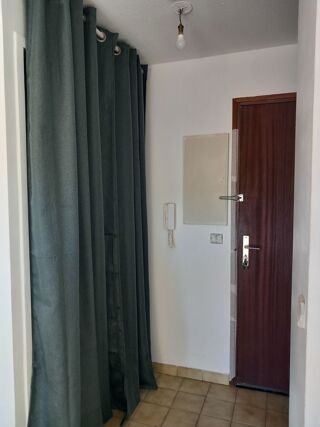  Appartement à louer 1 pièce 22 m² Béziers