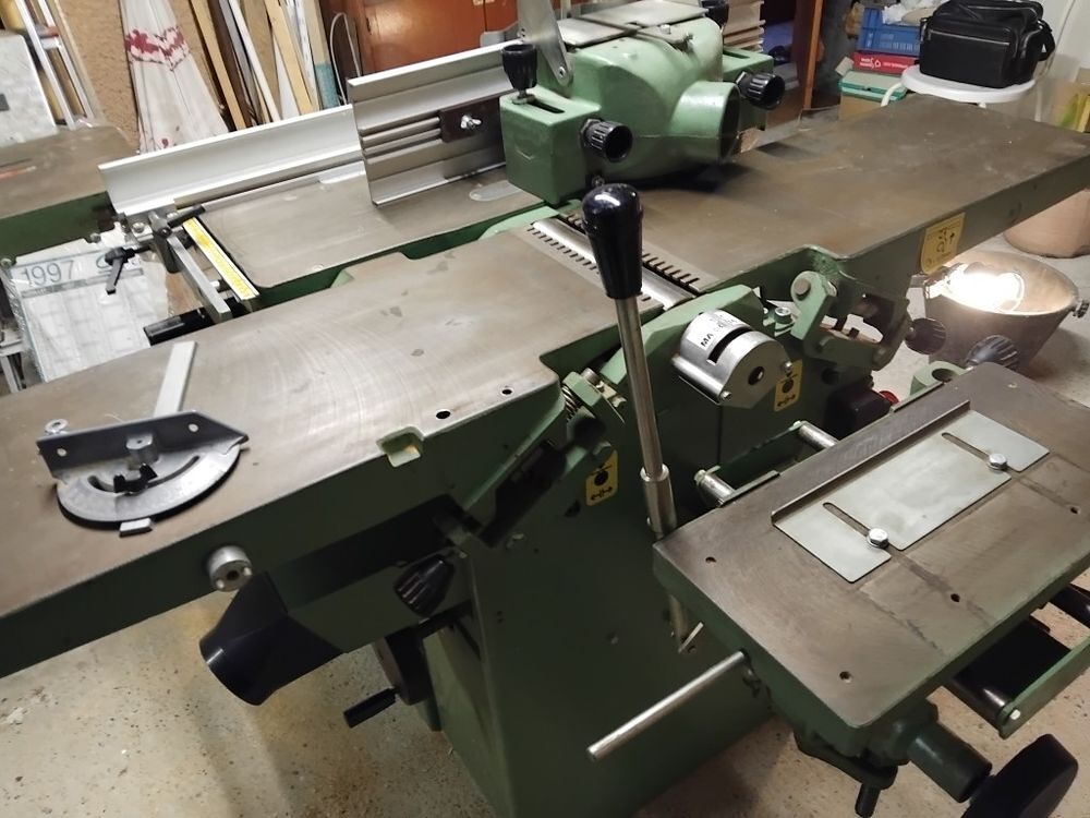 machine combin&eacute; bois Bricolage