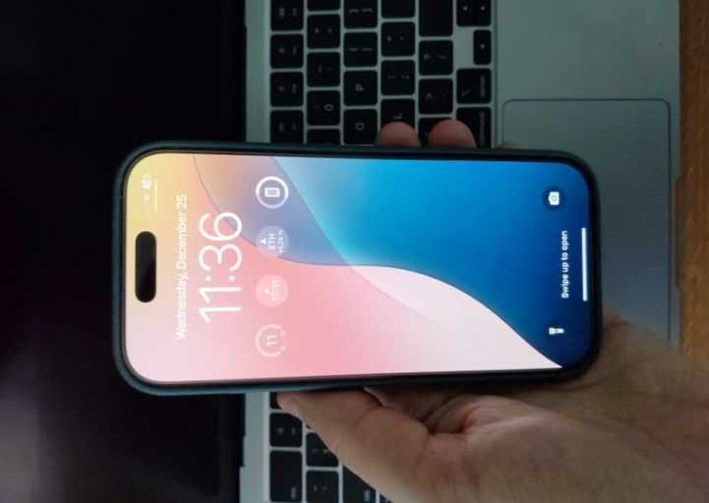 iPhone 16 Pro Téléphones et tablettes