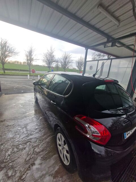 Peugeot 208 1.0 PureTech 68ch BVM5 Like