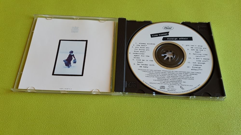TINA TURNER CD et vinyles