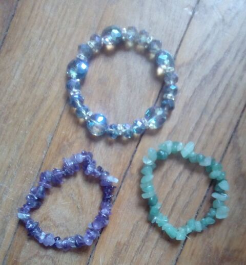 3 bracelets en pierre 10 Beauchamp (95)