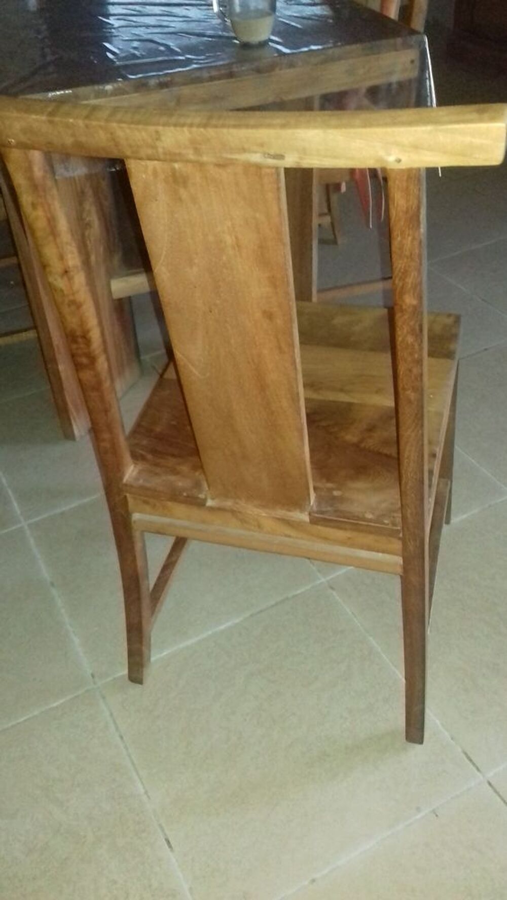 table carr&eacute;e en teck + 6 chaises Meubles