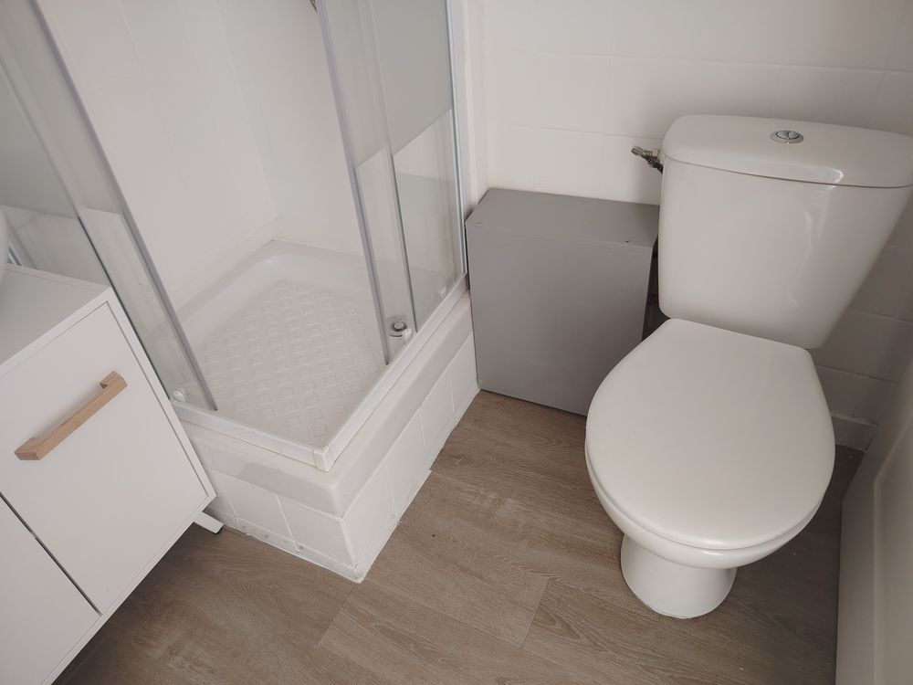 Location Appartement parc paysagé pour studio rénové px métro trams 6eme arr Marseille 6