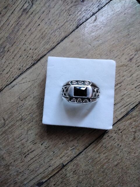 Chevalire argent pierre onyx noir et brillants 80 Nice (06)