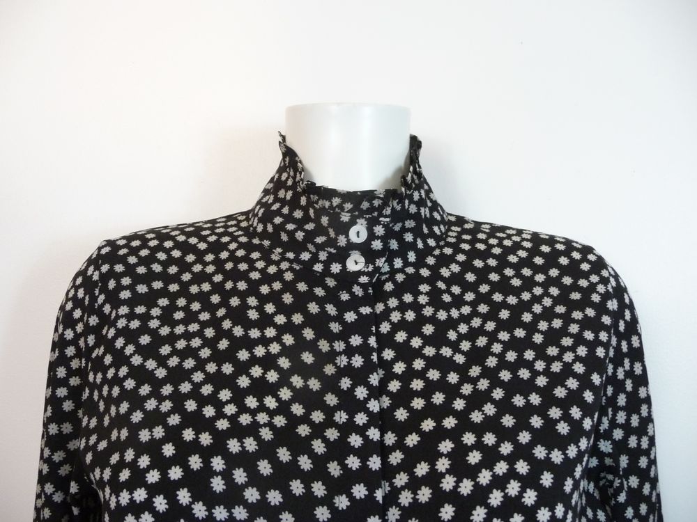 Chemisier/ Chemise Noir &agrave; Fleurs Blanches- Vonda Vêtements