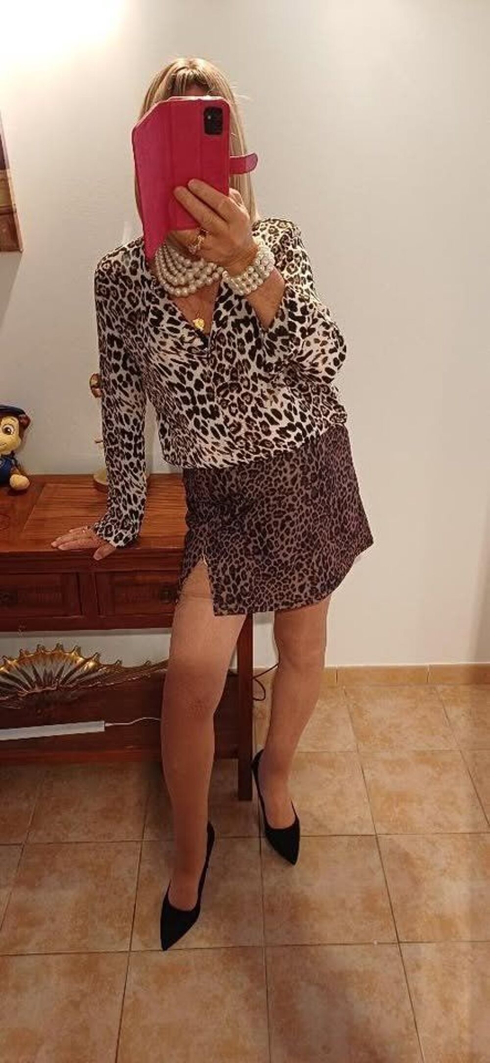 mini jupe leopard neuve ref 350 / 5029
Vêtements