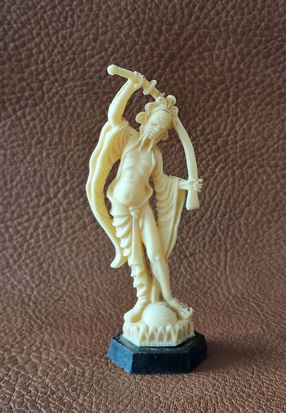 lot de 7 figurines en plastique vintage caf&eacute;s Maurice 