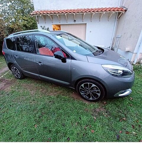 Renault Grand Sc&eacute;nic III Grand Sc&eacute;nic dCi 130 Energy Bose Edition 5 pl 2015 occasion Saint-Romain-de-Benet 17600