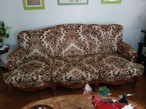 Canape fixe + 2 fauteuils en velours rose et vert
200 Mâcon (71)