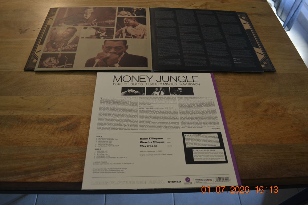 VINYLE 2 LP CONFESSIM THE BLUES + VINYLE COLOR MONEY JUNGLE CD et vinyles
