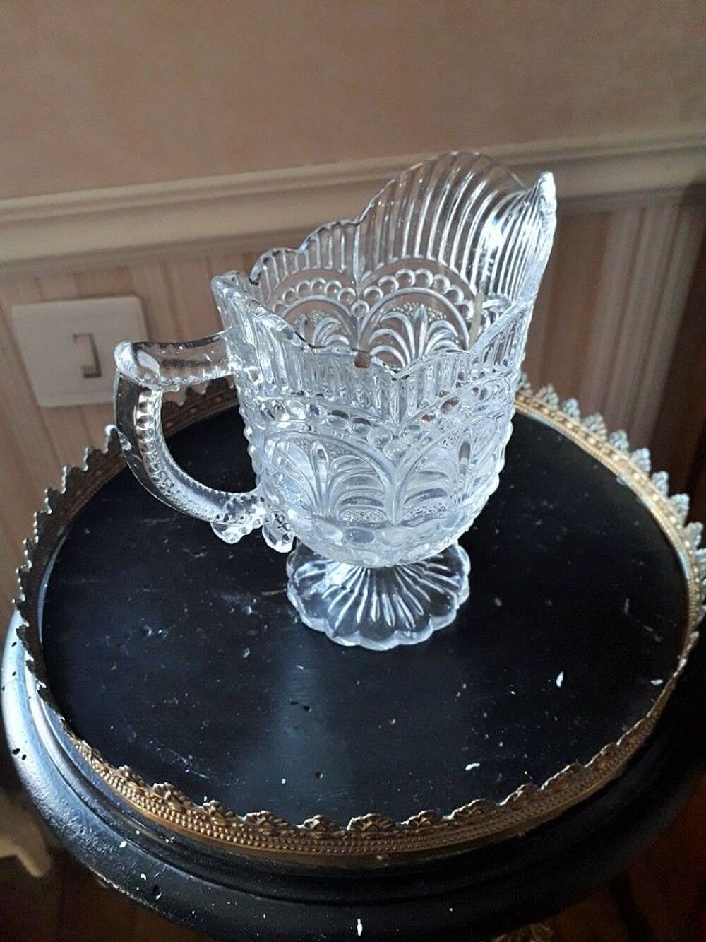 Vase en verre travaill&eacute; 1900 Dcoration
